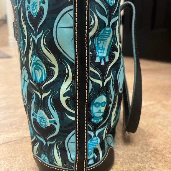 Disney Dooney & Bourke Star Wars Tote - Rare - Picture 7 of 10